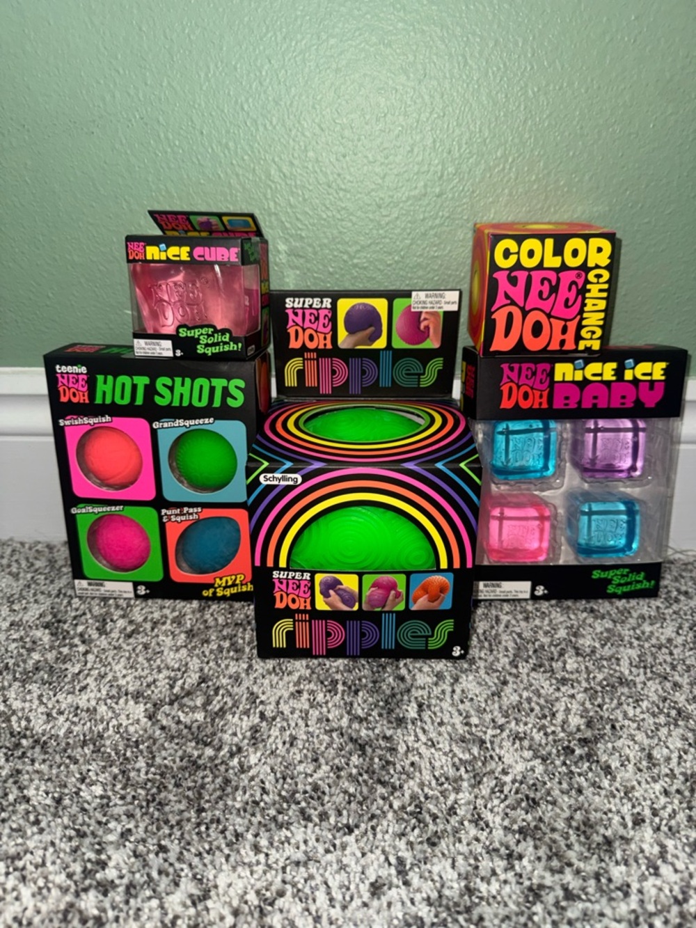 NeeDoh cube, hot shots, nice ice baby, ripple lot/ bundle